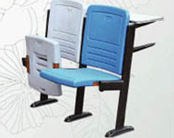 阶梯教室001 中空吹塑排椅